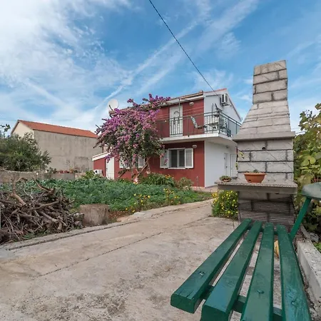 With A Parking Space Slatine, Ciovo - 16732 Apartment
